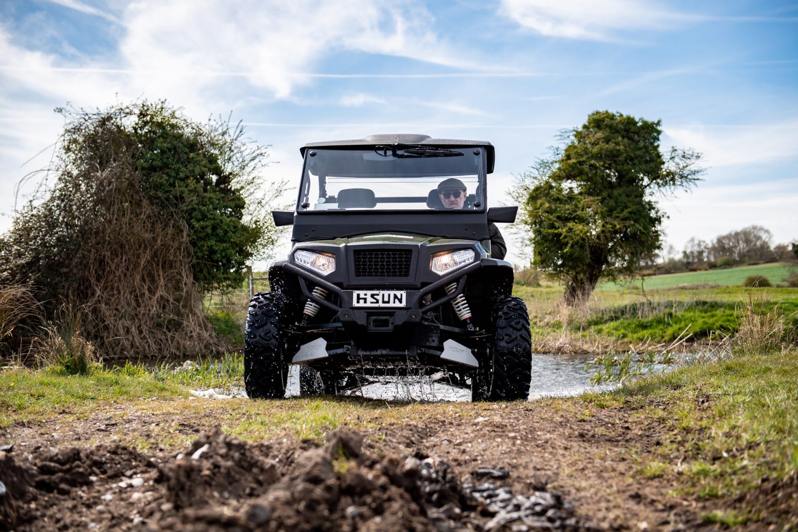 The HiSun Sector 5kW 4×4 electric HiSun buggy from low level water to muddy tracks